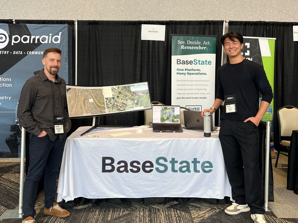 Paul and Hanyi exhibiting real-time stormwater simulation and autonomous inspections at the UAS Summit.